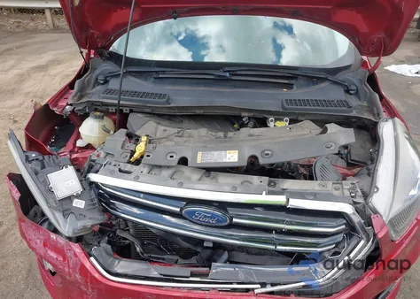 2018 Ford Escape Se из США, поврежденный, VIN 1FMCU0GD8JUB03554